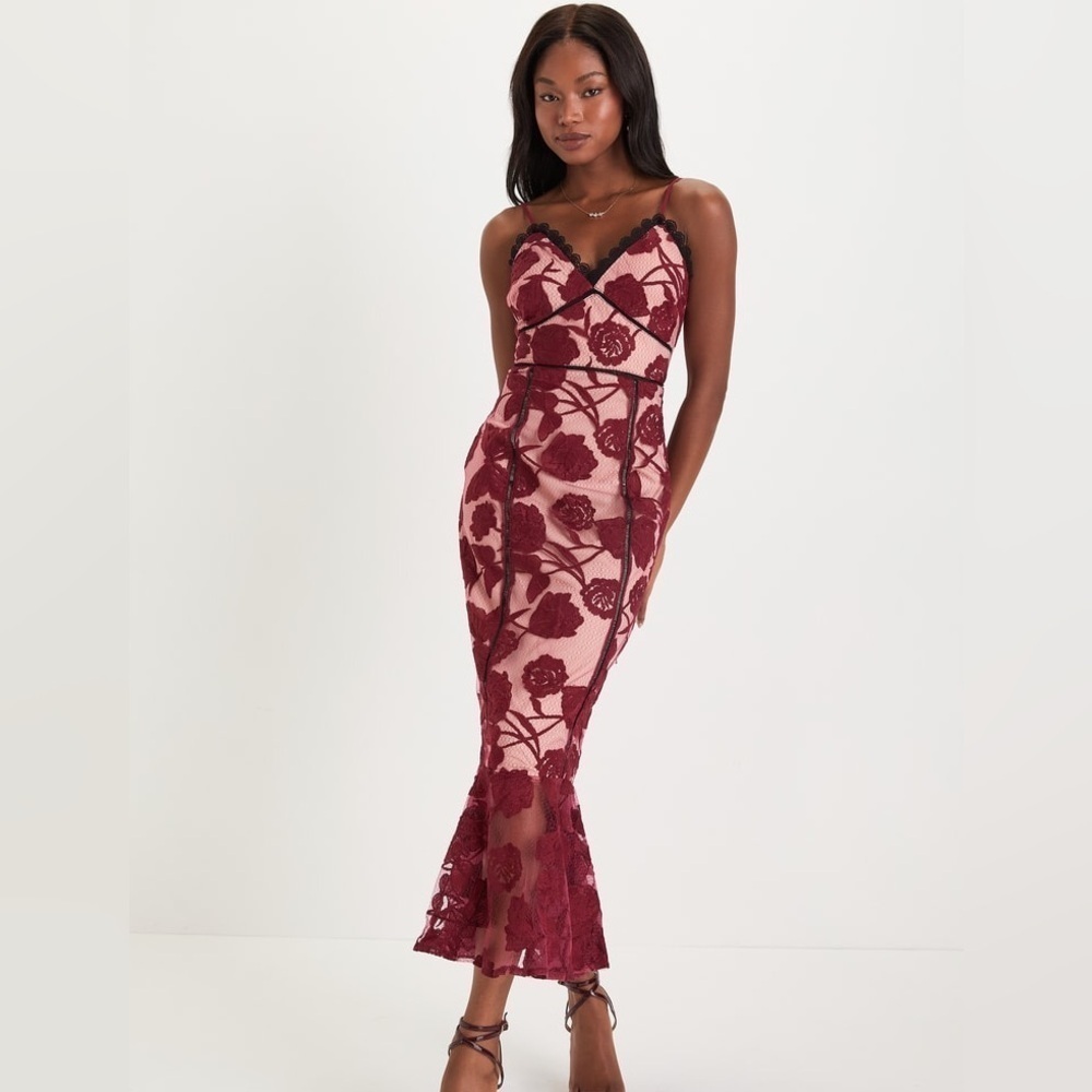 NWT Lulus Alluring Dream Burgundy Floral Mesh Lace Trumpet Midi Dress